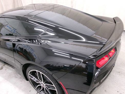 Used 2016 Chevrolet Corvette Stingray Coupe w/ 3LT Preferred Equipment Group RWD image 7