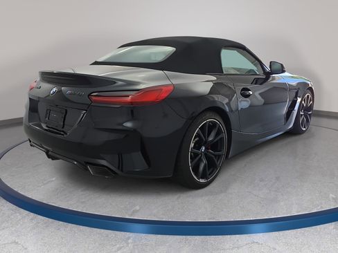Used 2025 BMW Z4 M40i w/ Edition RWD image 5