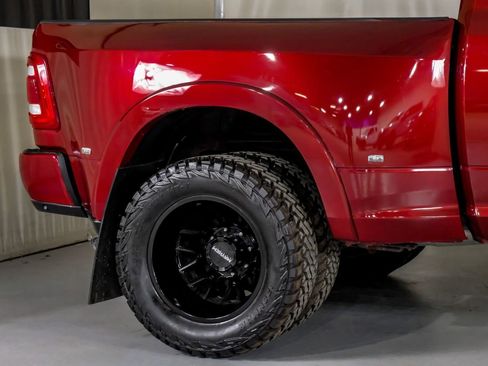 Used 2022 RAM 3500 Limited image 7