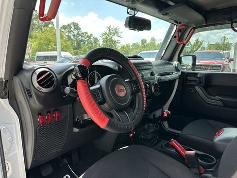 Used 2017 Jeep Wrangler Unlimited Sport w/ Quick Order Package 23S AWD/4WD image 10