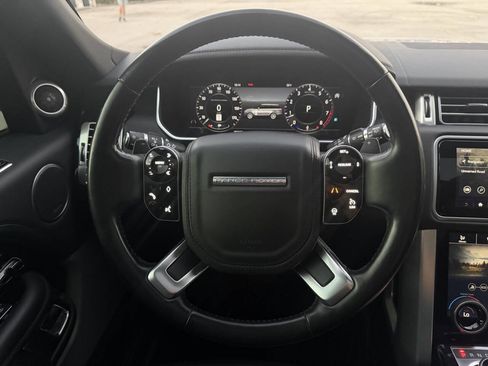 Used 2018 Land Rover Range Rover Supercharged image 38