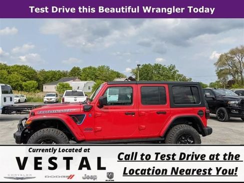 New 2023 Jeep Wrangler Unlimited Rubicon 4xe AWD/4WD image 3