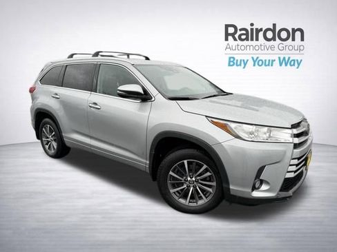 Used 2018 Toyota Highlander XLE AWD/4WD image 30