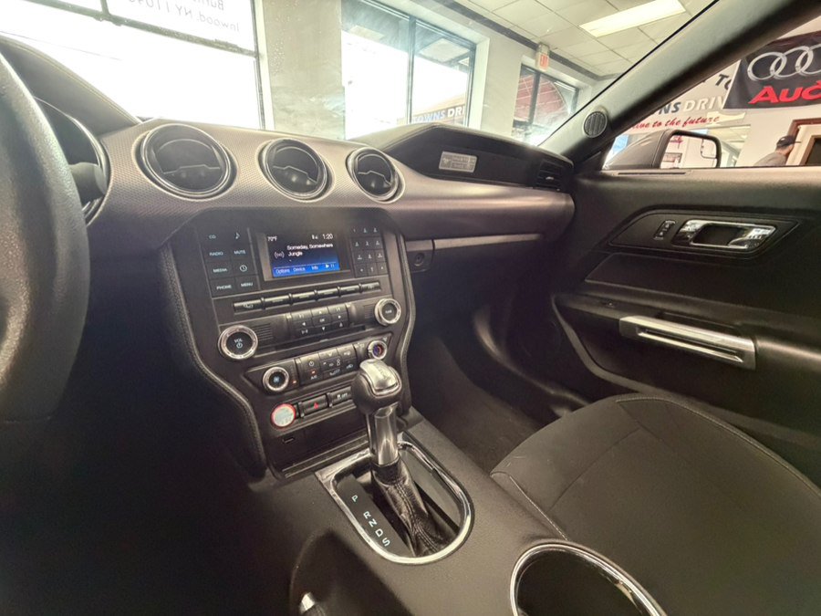 Used 2017 Ford Mustang Coupe RWD image 56