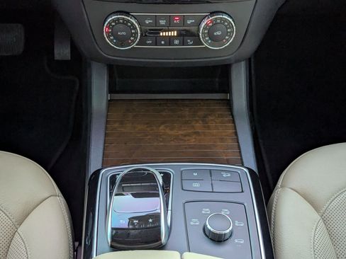 Used 2018 Mercedes-Benz GLE 350 4MATIC image 18