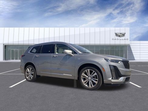 Used 2023 Cadillac XT6 Premium Luxury w/ Technology Package AWD/4WD image 1