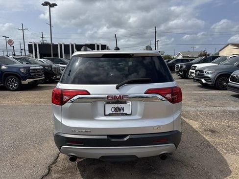 Used 2018 GMC Acadia SLT FWD image 8