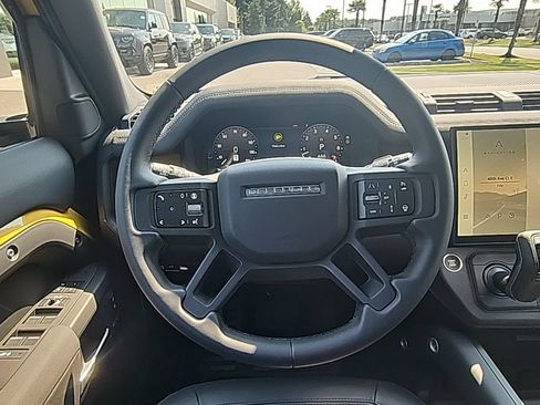 New 2026 Land Rover Defender 110 AWD/4WD image 24