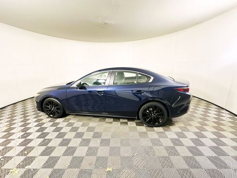 Used 2024 MAZDA MAZDA3 s FWD image 4