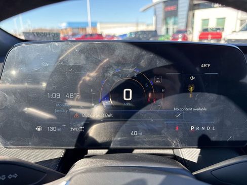 Used 2025 Chevrolet Equinox LT w/ Convenience Package II image 26