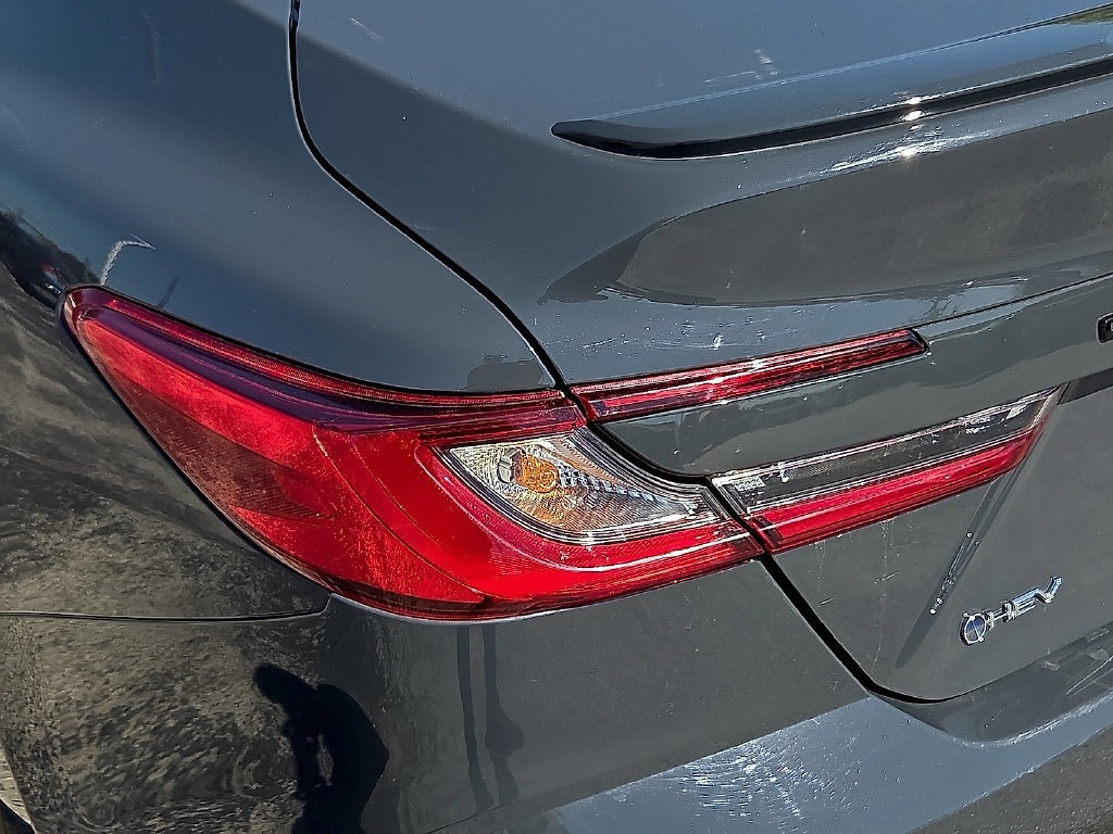 Used 2026 Toyota Camry SE FWD image 17