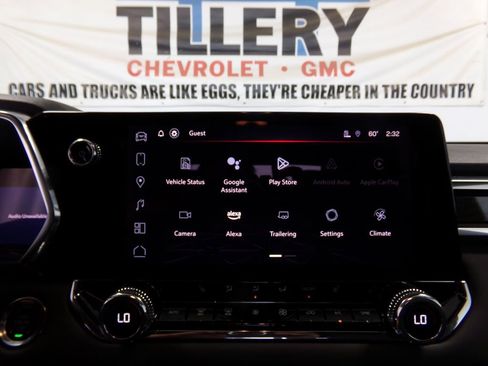 New 2025 GMC Canyon Elevation w/ Convenience Package image 19