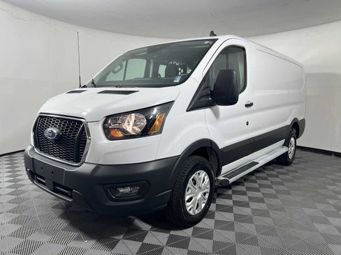 Used 2025 Ford Transit 250 Low Roof w/ Exterior Upgrade Package RWD image 3