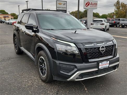 Used 2024 Nissan Pathfinder Rock Creek image 6