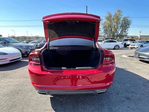 Used 2016 Dodge Charger R/T w/ Plus Group RWD image 7