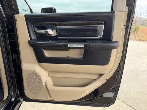 Used 2018 RAM 3500 Laramie Longhorn image 19