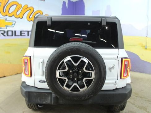 Used 2023 Ford Bronco Outer Banks AWD/4WD image 7