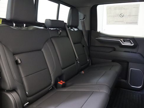 New 2026 Chevrolet Silverado 1500 LTZ w/ LTZ Premium Package AWD/4WD image 22