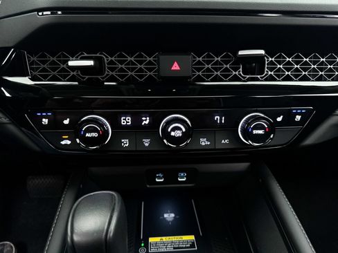 Used 2025 Honda Accord Touring image 26