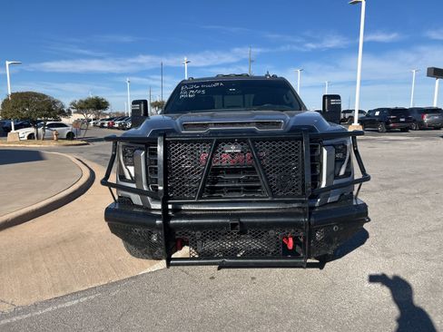 Used 2024 GMC Sierra 2500 AT4 w/ AT4 Premium Plus Package image 2