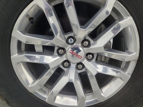 Used 2019 GMC Sierra 1500 SLT w/ SLT Premium Plus Package image 31