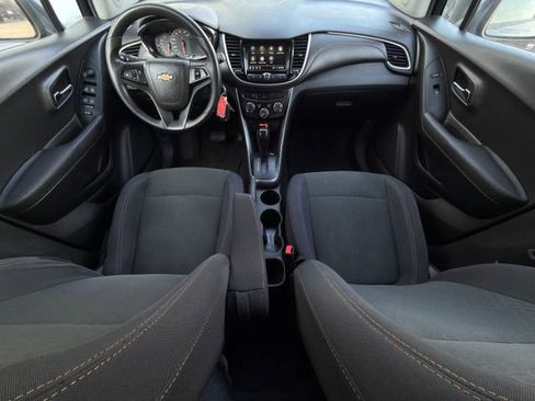 Used 2019 Chevrolet Trax LS w/ Tint and Cruise Package image 10