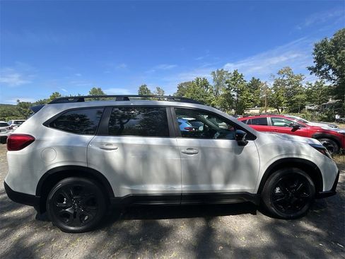 New 2025 Subaru Ascent Bronze Edition w/ Onyx Package image 9