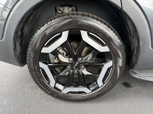 Certified 2024 Kia Telluride S w/ S Sunroof Package AWD/4WD image 48