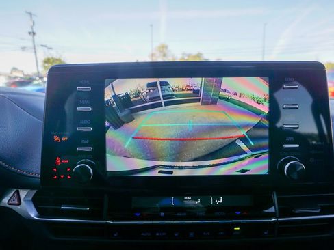 Used 2023 Toyota Sienna XSE image 25