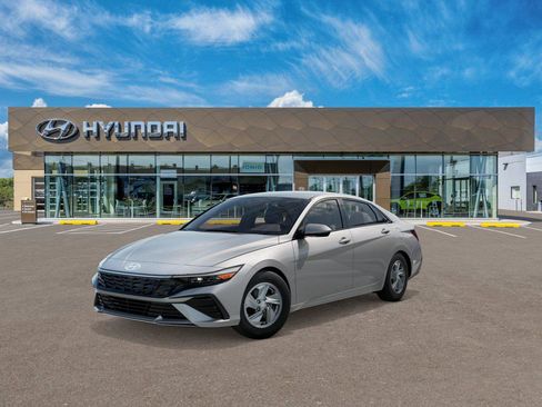 New 2026 Hyundai Elantra SE FWD image 1