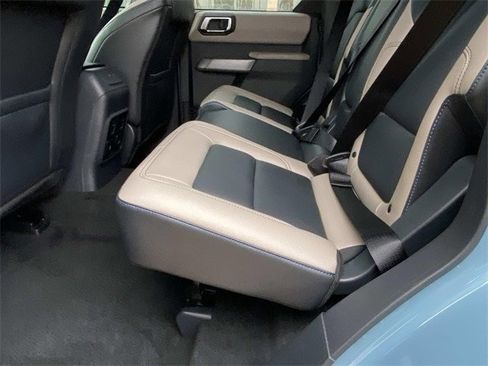 Used 2023 Ford Bronco Wildtrak image 48