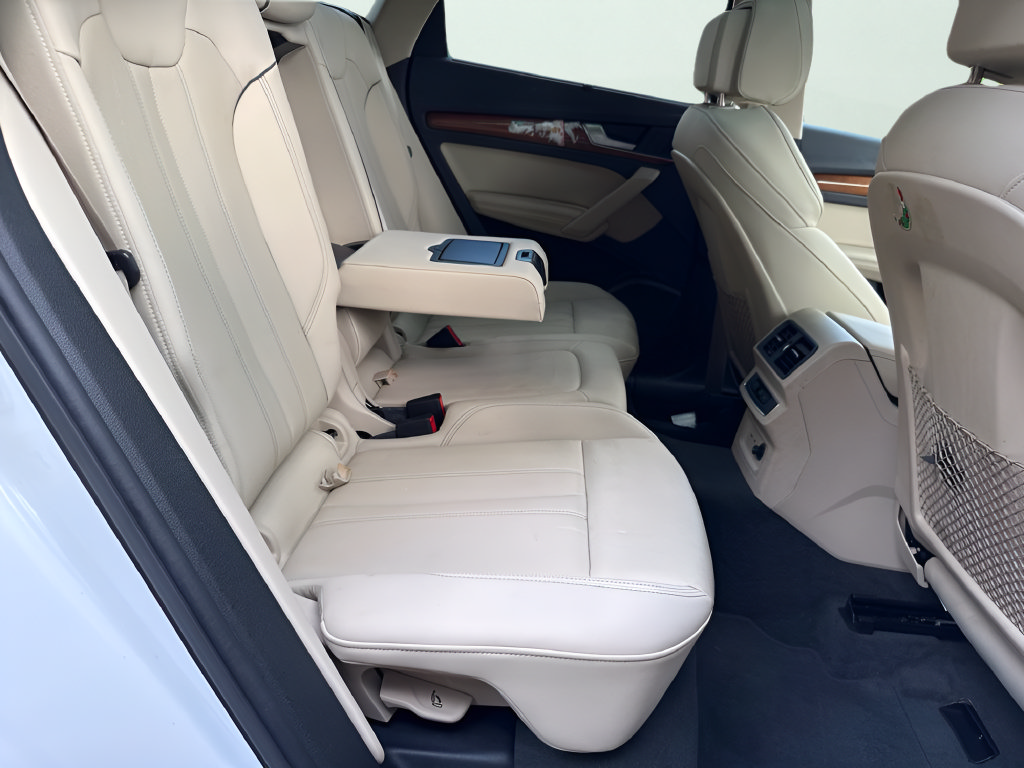 Used 2023 Audi Q5 Premium Plus w/ Premium Plus Package AWD/4WD image 35
