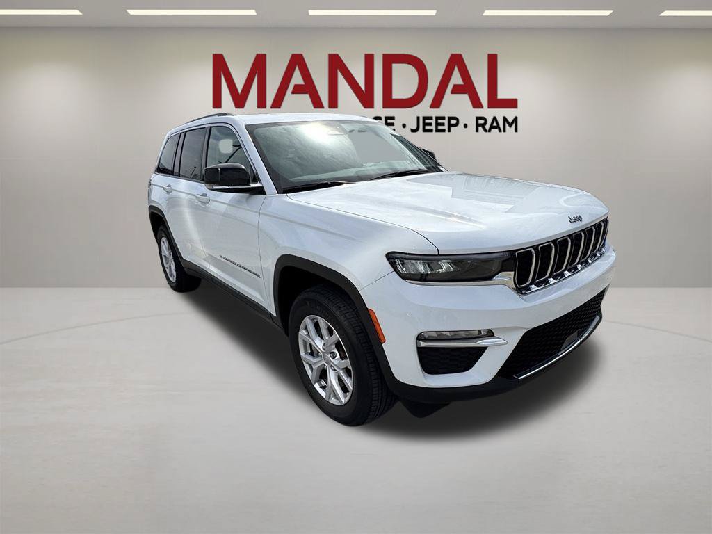 Used 2022 Jeep Grand Cherokee Limited AWD/4WD image 3