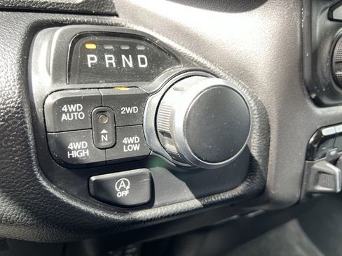 Used 2020 RAM 1500 Big Horn AWD/4WD image 16