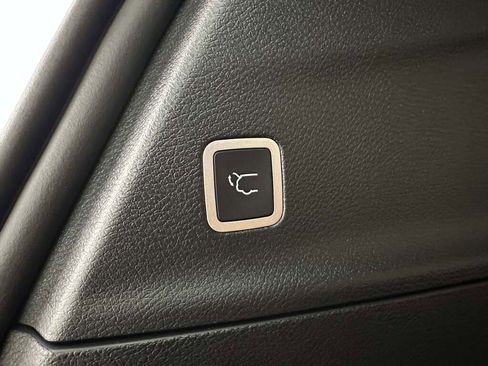 New 2026 Chrysler Pacifica Pinnacle image 39