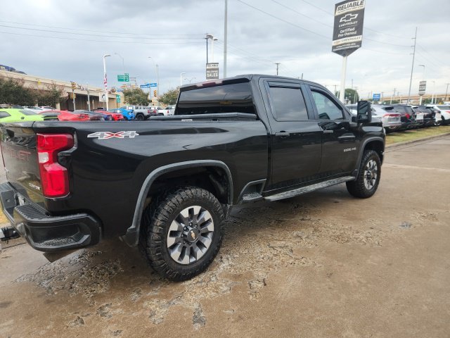 Used 2021 Chevrolet Silverado 2500 Custom w/ Custom Value Package AWD/4WD image 2