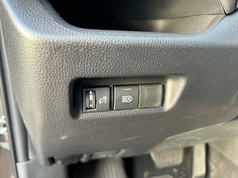 Used 2025 Toyota RAV4 XLE FWD image 14