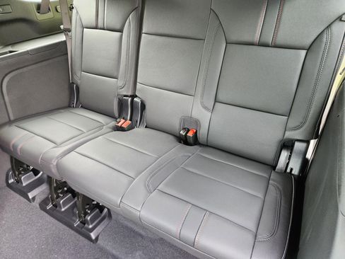 New 2026 Chevrolet Suburban RST w/ RST Capability Package image 21