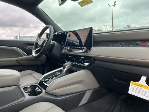 New 2026 Chevrolet Colorado ZR2 w/ ZR2 Bison Edition image 34