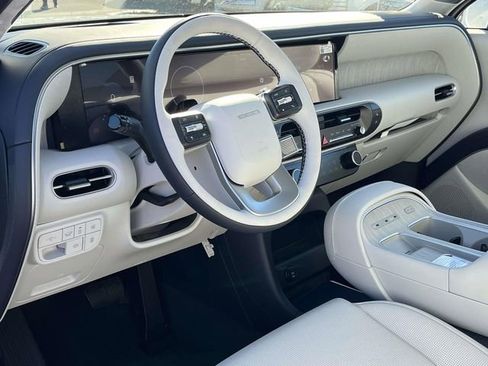 New 2026 Hyundai Palisade Calligraphy FWD image 9