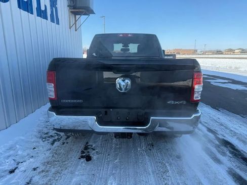 Used 2024 RAM 2500 Big Horn w/ Bed Utility Group image 7