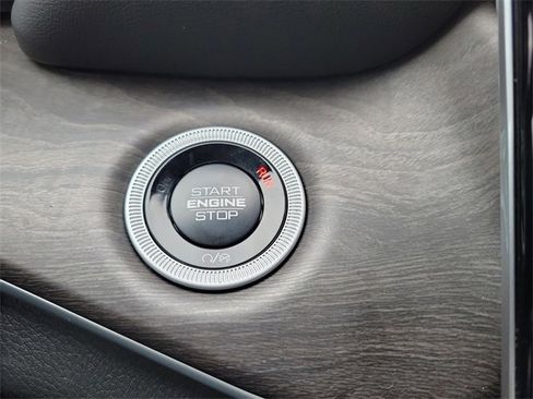 New 2025 Jeep Grand Cherokee L Limited w/ Trailer Tow Package image 16