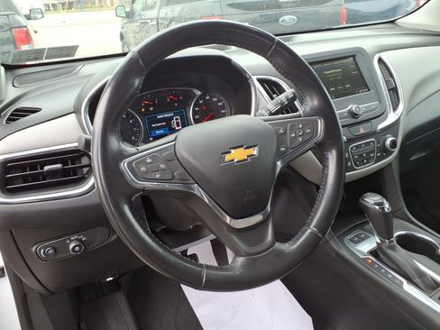 Used 2019 Chevrolet Equinox LT image 9