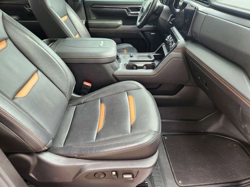 Used 2024 GMC Sierra 2500 AT4 w/ AT4 Premium Plus Package image 14