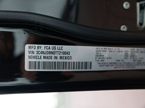 New 2026 Jeep Compass Latitude image 32