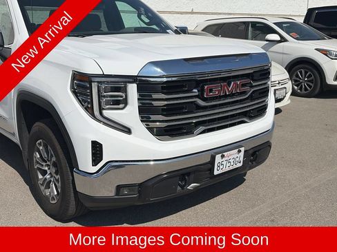 Used 2026 GMC Sierra 1500 SLT RWD image 6