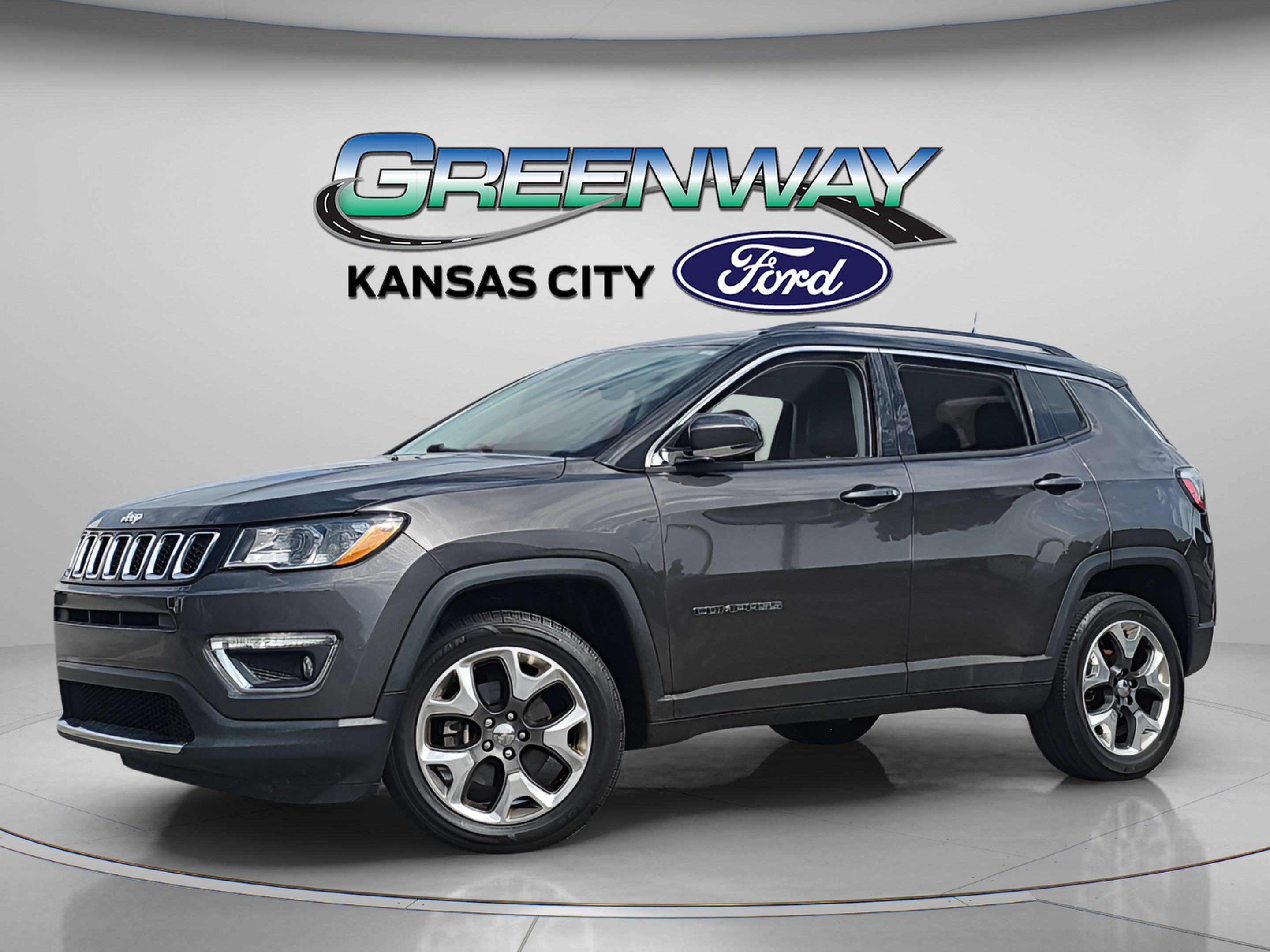 Used 2019 Jeep Compass Limited AWD/4WD image 4