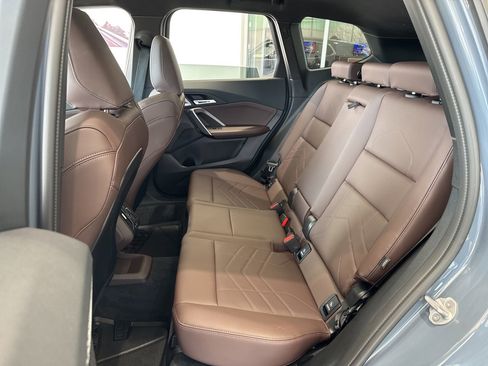 Used 2025 BMW X1 xDrive28i w/ Convenience Package image 38