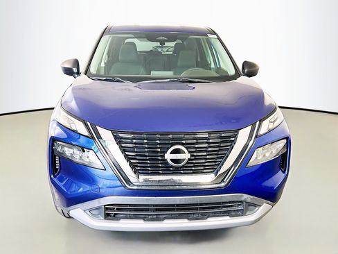 Used 2023 Nissan Rogue S FWD image 2