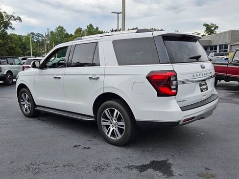 Used 2023 Ford Expedition Limited image 14